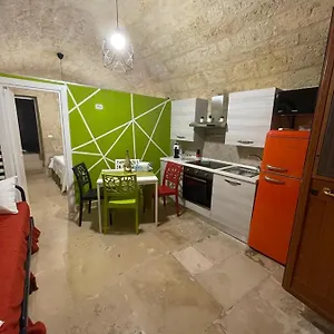 L'infanzia , Bari Italy